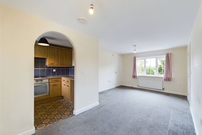 Flat for sale in Wentworth Close, Gainsborough, Lincolnshire