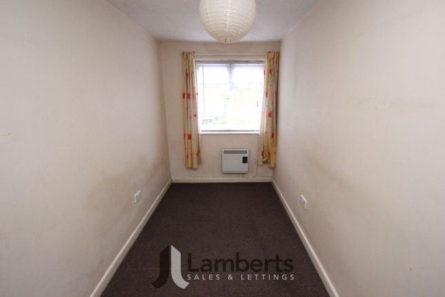 Flat for sale in Mark Close, Mayfields, Redditch