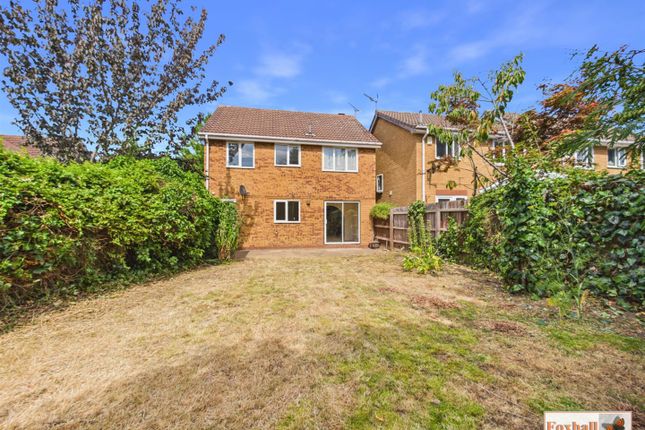 16, Mount Drive, Ipswich photo 2