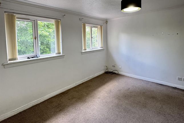 26, Mclees Lane, Motherwell photo 4