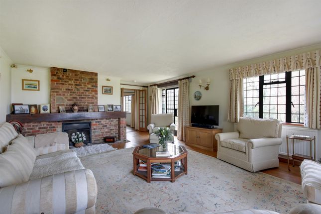 Fell House, Hever Lane, Edenbridge photo 2