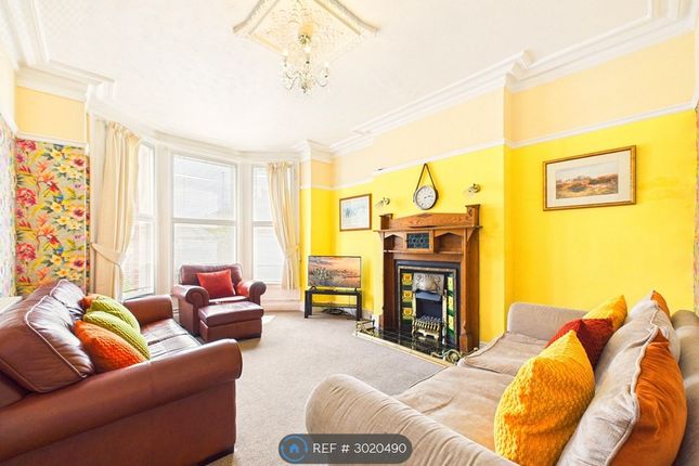 4-bed detached on Prospect Hill, Whitby, £3,200/mo