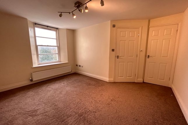 Flat 8, Newton Abbot photo 3