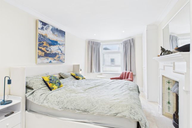 12A New Steine Mansions, Devonshire Place, Brighton photo 2