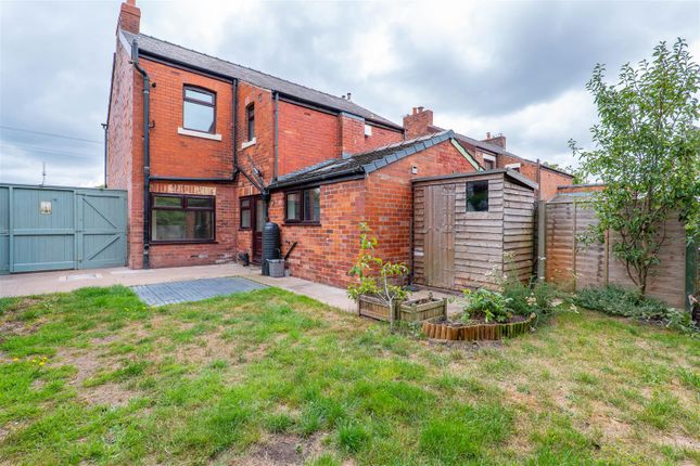 220, Croston Road, Leyland photo 4