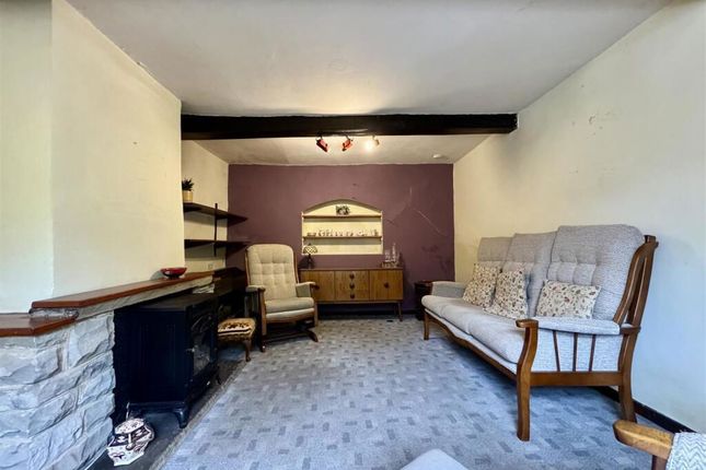 74, Almondbury Bank, Huddersfield photo 3