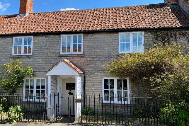 Cottage to rent in North Street, Somerton