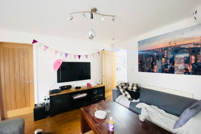 51 Balfour Road, Nottingham photo 4