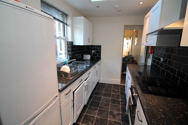 70 Alma Vale Road, Bristol photo 3