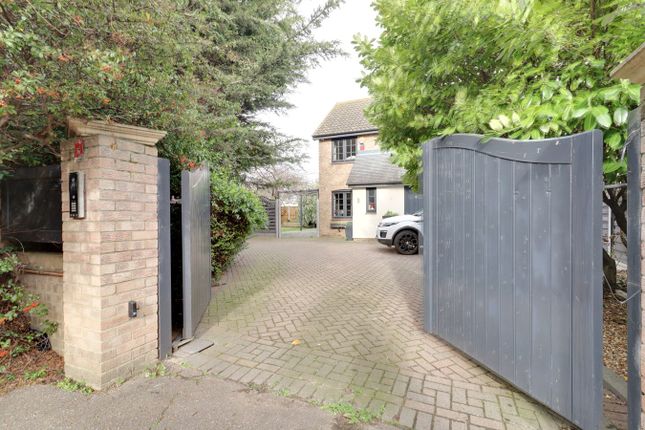 Detached house for sale in Findon Gardens, Rainham