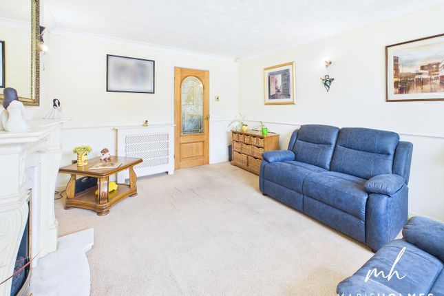 1, Chelford Close, Preston photo 4