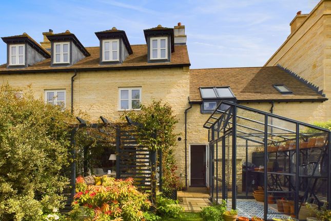 Town house for sale in Hereward Place, Stamford
