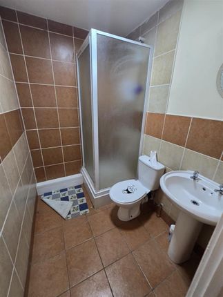 Flat 57, St Clements Court, 94 Fosse Lane, Leicester photo 4