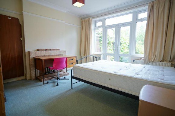 79, Westfield Drive, Loughborough photo 4