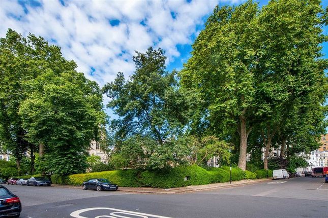 Flat 6, 63, Courtfield Gardens, London photo 5