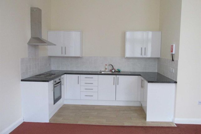Flat 1, St Pauls Court, Wednesbury photo 2