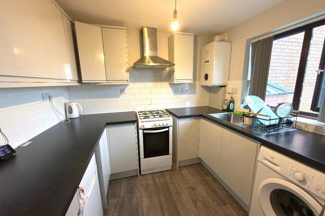 1, Downlands Court, Browning Road, Luton photo 3