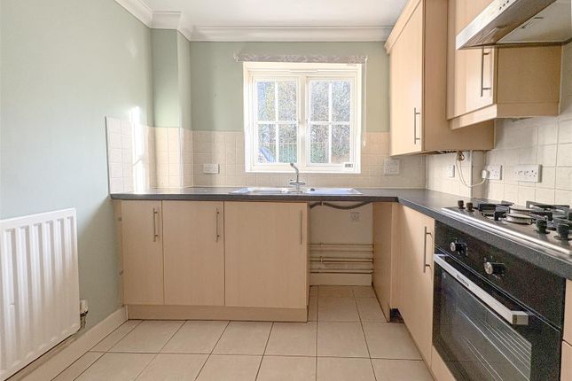 Flat 8, Alpine House, Welton Rise, St Leonards On Sea photo 3