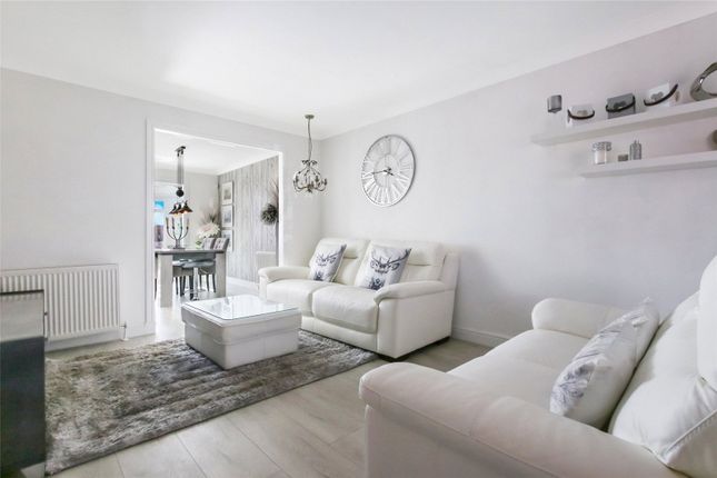 1, Drumore Avenue, Airdrie photo 3