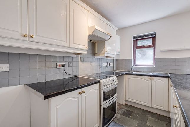 27, Stonemead Close, Bolton photo 4