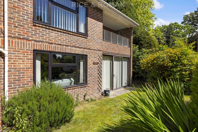 Thumbnail Flat for sale in North End Lane, Sunningdale, Ascot