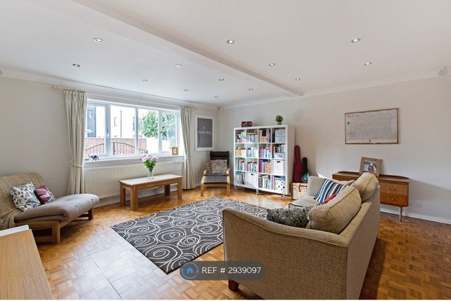 Pittville Crescent Lane, Cheltenham photo 2