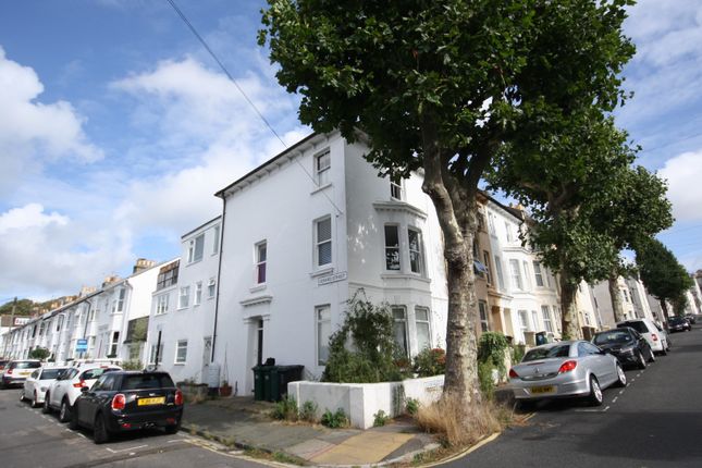 Thumbnail Flat for sale in Clyde Road, Brighton