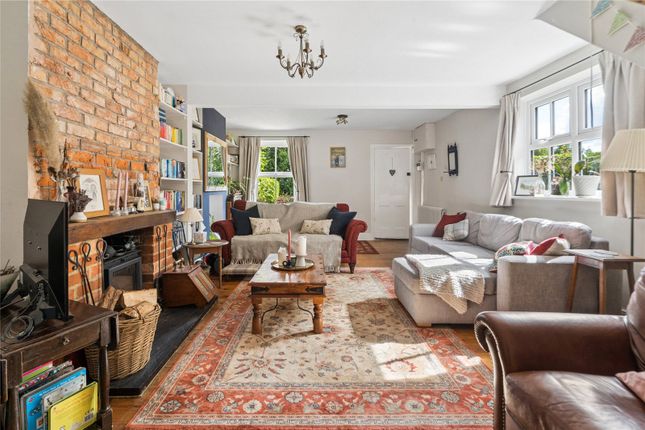 Little Crwys Cottage, 8, Heathfield Avenue, Henley-on-Thames photo 2