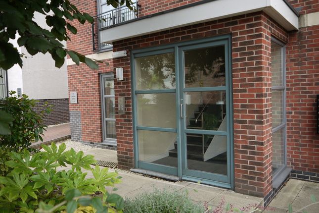 Thumbnail Flat to rent in 24 Second Avenue, Nottingham