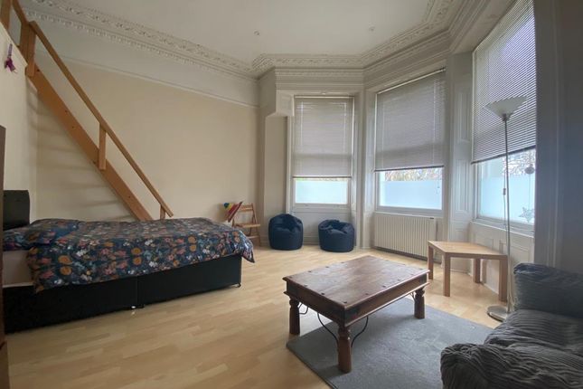 3 Lyndon House, 6 Berrylands, Surbiton photo 3