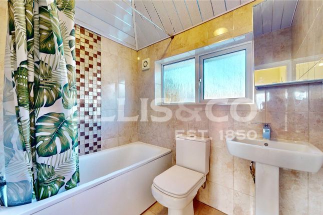 13, Neeld Crescent, Wembley photo 4