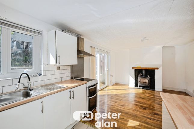 22, Dan-Y-Coed, Port Talbot photo 4