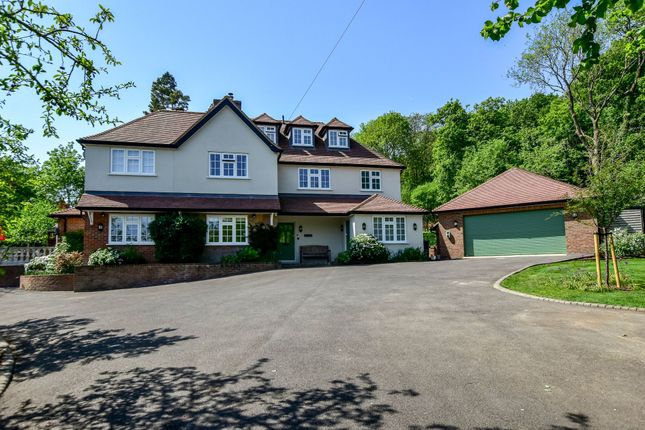 Thumbnail Detached house for sale in Common Lane, Kings Langley