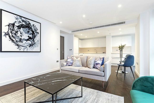 Flat to rent in Royal Mint Gardens, Tower Hill