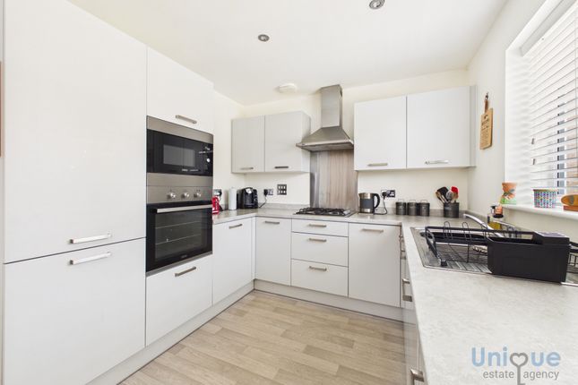 3, Kingfisher Drive, Wesham photo 2