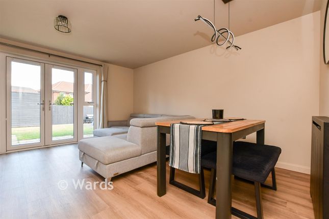 17, Lamplight Gardens, Canterbury photo 4