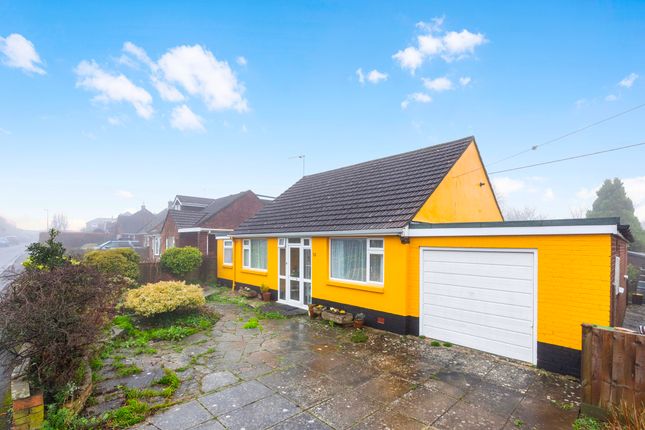 Thumbnail Bungalow for sale in Belmont Close, Shaftesbury