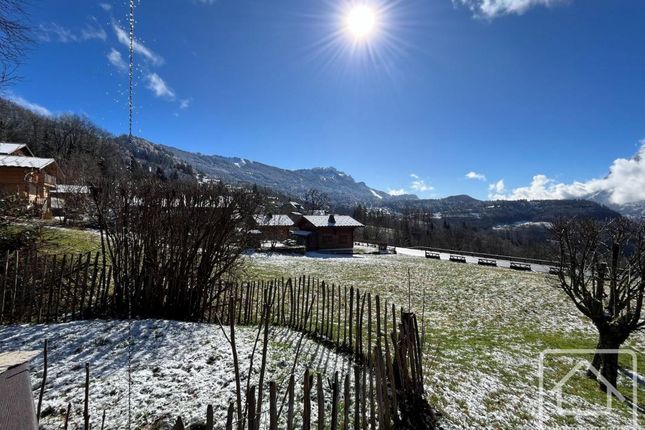 Chalet for sale in Rhône-Alpes, Haute-Savoie, Les Carroz D'arâches