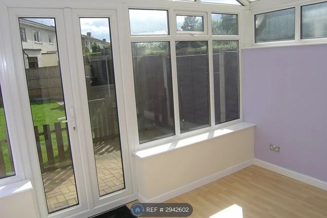 Seaton Close, Wolverhampton photo 4