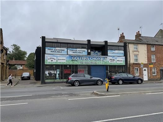 Retail premises to let in Barrack Road, Northampton, Northamptonshire