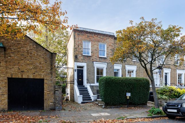 4 bed end terrace house to rent in Lawford Road, London