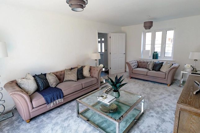 226, Hornbeam Drive, Wingerworth photo 3