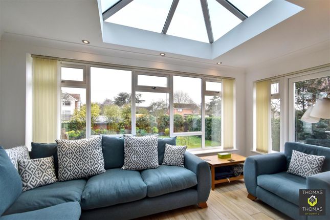 9, Maidenhall, Gloucester photo 3
