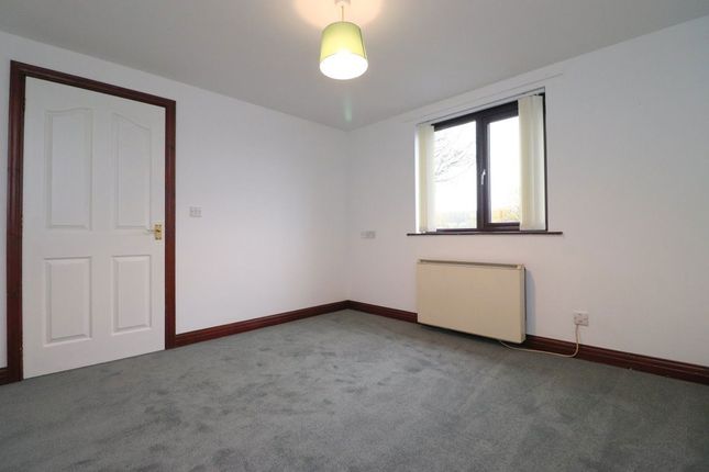 2, East Vale Court, Carlisle photo 5