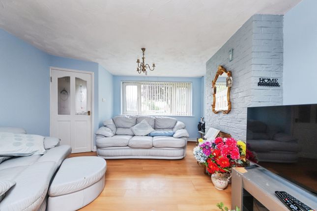 35, Middlesex Drive, Milton Keynes photo 4