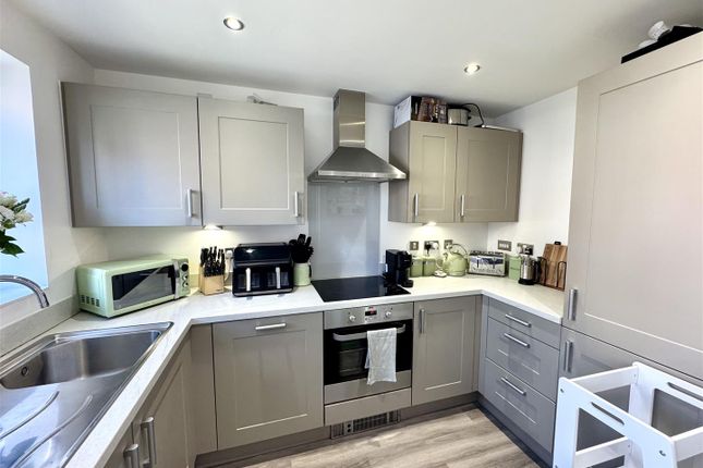 56, Crane Pool Avenue, Chepstow photo 3