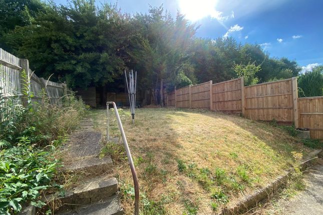 65, Suffield Road, High Wycombe photo 2