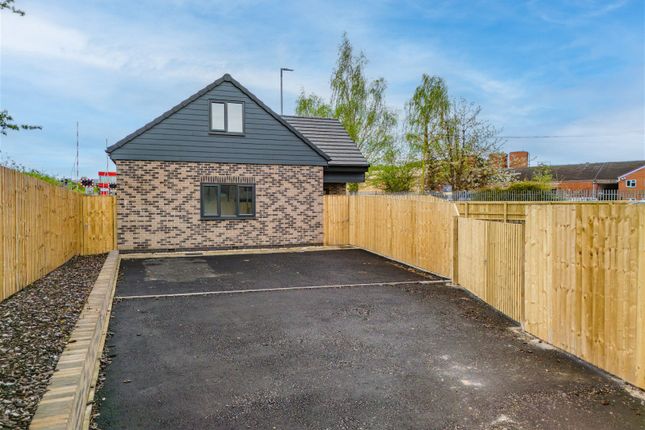 Bungalow for sale in Leeds Road, Castleford, West Yorkshire