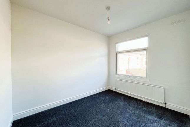 19, Shrewsbury Street, Hartlepool photo 5