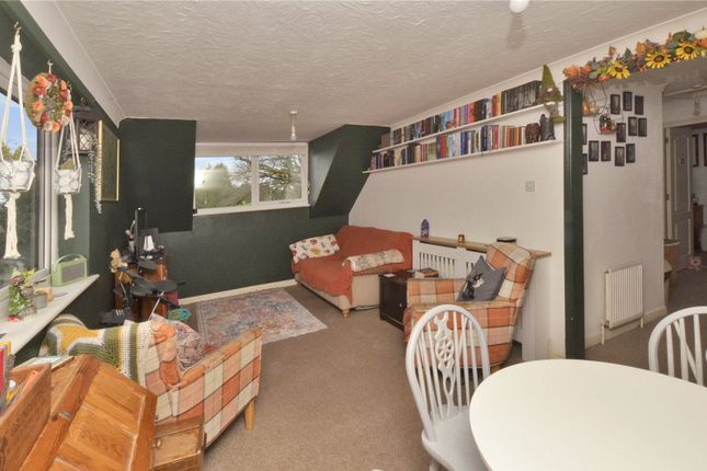 Apartment 11,, Pullman Court, West Moors photo 4